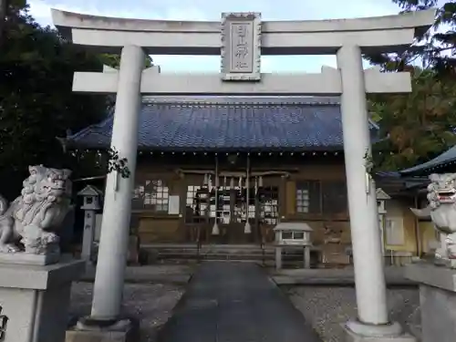 白山神社（小幡）の鳥居
