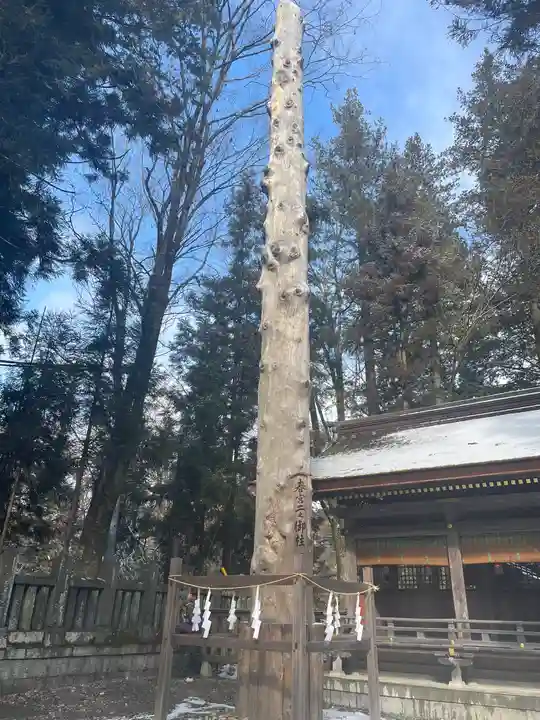 諏訪大社下社春宮(長野県)