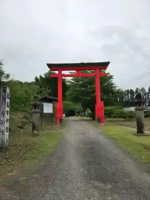 霧島岑神社の{uncategorized: "未分類", other: "その他", undefined: "問題あり", building: "その他建物", grave: "お墓", sacred_gate: "鳥居", guardian: "狛犬", statue: "像", buddha: "仏像", history: "歴史", nature: "自然", garden: "庭園", animal: "動物", pagoda: "塔", temizu: "手水舎", mountain_gate: "山門・神門", sanctuary: "本殿・本堂", subordinate: "末社・摂社", art: "芸術", scenery: "景色", jizo: "地蔵", ema: "絵馬", goshuin: "御朱印", omikuji: "おみくじ", items: "授与品その他", amulet: "お守り", goshuincho: "御朱印帳", eats: "食事", festival: "お祭り", votive_dance: "神楽", shichigosan: "七五三参", wedding: "結婚式", experience: "体験その他", initially: "初詣", around: "周辺", anti_infection: "感染症対策"}