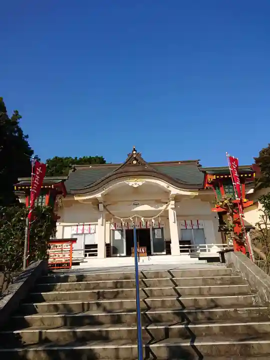 二川伏見稲荷の本殿・本堂