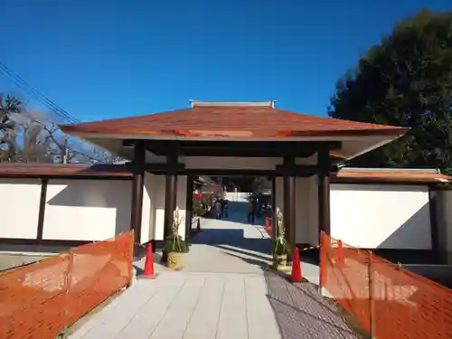 宝勝山　南藏院   蓮光寺の山門