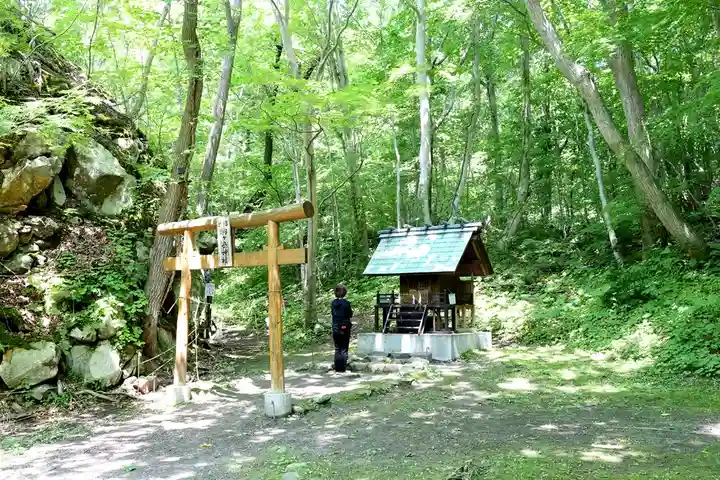 大沼駒ケ岳神社(北海道)