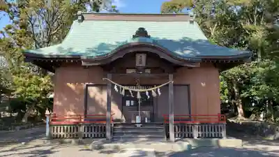 鹿苑神社の本殿・本堂