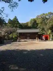 神明社の本殿