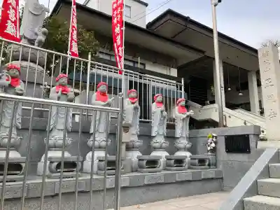 正観寺の{uncategorized: "未分類", other: "その他", undefined: "問題あり", building: "その他建物", grave: "お墓", sacred_gate: "鳥居", guardian: "狛犬", statue: "像", buddha: "仏像", history: "歴史", nature: "自然", garden: "庭園", animal: "動物", pagoda: "塔", temizu: "手水舎", mountain_gate: "山門・神門", sanctuary: "本殿・本堂", subordinate: "末社・摂社", art: "芸術", scenery: "景色", jizo: "地蔵", ema: "絵馬", goshuin: "御朱印", omikuji: "おみくじ", items: "授与品その他", amulet: "お守り", goshuincho: "御朱印帳", eats: "食事", festival: "お祭り", votive_dance: "神楽", shichigosan: "七五三参", wedding: "結婚式", experience: "体験その他", initially: "初詣", around: "周辺", anti_infection: "感染症対策"}