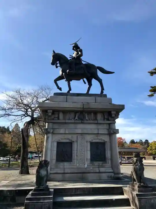 宮城縣護國神社の像