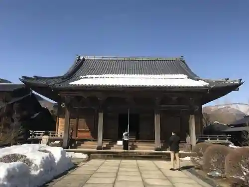 慈眼寺の本殿・本堂