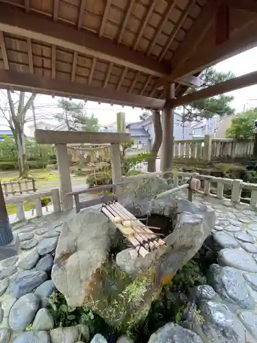 有礒正八幡宮の手水舎