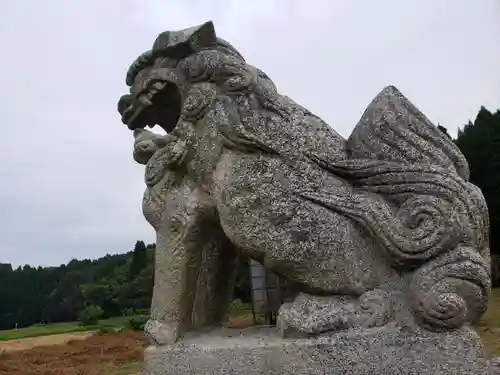 熊野神社の狛犬