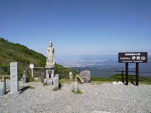 伊吹山寺の仏像