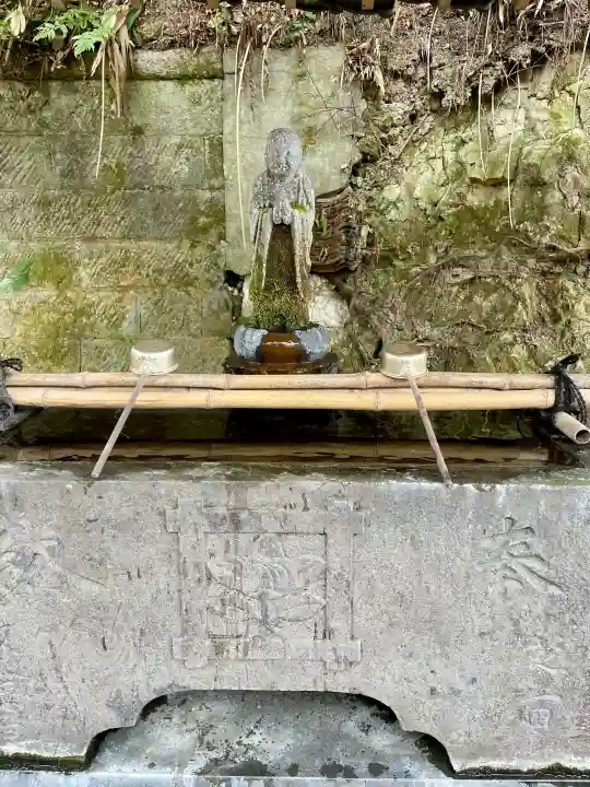 安國論寺(安国論寺)の{uncategorized: "未分類", other: "その他", undefined: "問題あり", building: "その他建物", grave: "お墓", sacred_gate: "鳥居", guardian: "狛犬", statue: "像", buddha: "仏像", history: "歴史", nature: "自然", garden: "庭園", animal: "動物", pagoda: "塔", temizu: "手水舎", mountain_gate: "山門・神門", sanctuary: "本殿・本堂", subordinate: "末社・摂社", art: "芸術", scenery: "景色", jizo: "地蔵", ema: "絵馬", goshuin: "御朱印", omikuji: "おみくじ", items: "授与品その他", amulet: "お守り", goshuincho: "御朱印帳", eats: "食事", festival: "お祭り", votive_dance: "神楽", shichigosan: "七五三参", wedding: "結婚式", experience: "体験その他", initially: "初詣", around: "周辺", anti_infection: "感染症対策"}