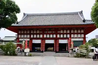 愛染堂勝鬘院の本殿・本堂