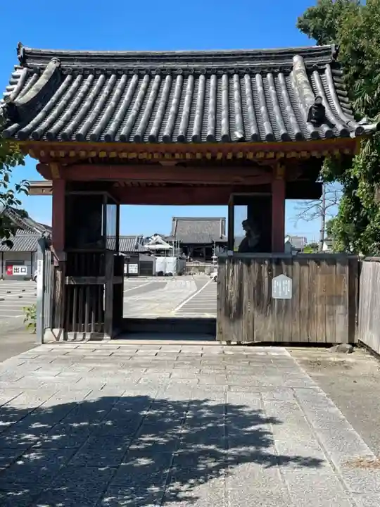 家原寺の山門・神門