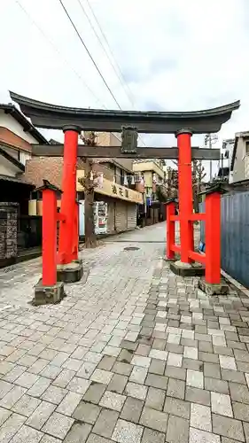 鳩ヶ谷氷川神社の鳥居