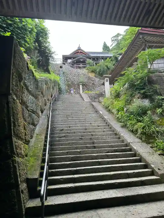 宝珠山 立石寺(山形県)