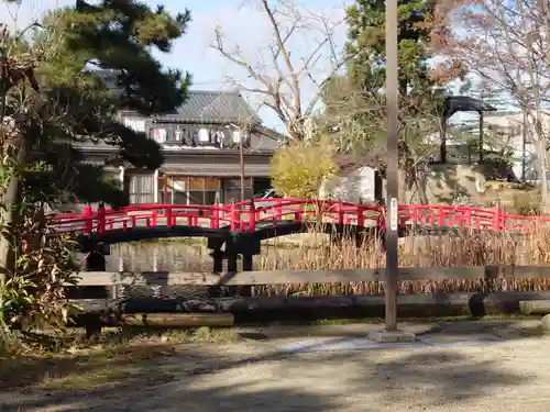 三条八幡宮の建物その他