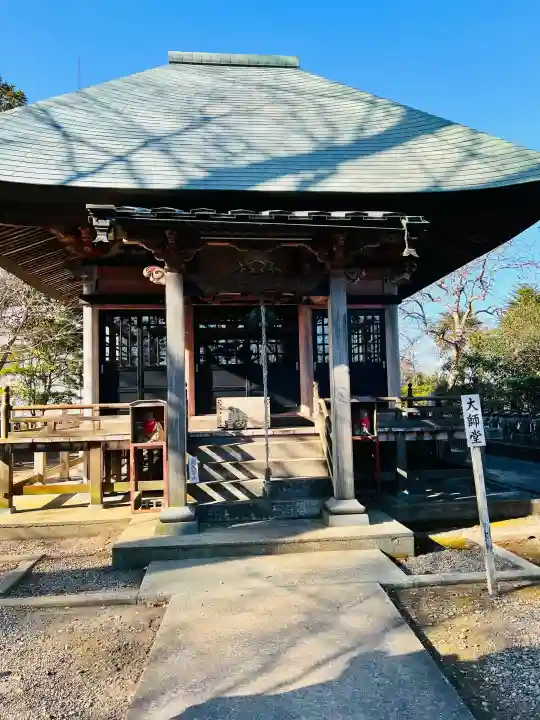 護國院(厄除不動尊)の{uncategorized: "未分類", other: "その他", undefined: "問題あり", building: "その他建物", grave: "お墓", sacred_gate: "鳥居", guardian: "狛犬", statue: "像", buddha: "仏像", history: "歴史", nature: "自然", garden: "庭園", animal: "動物", pagoda: "塔", temizu: "手水舎", mountain_gate: "山門・神門", sanctuary: "本殿・本堂", subordinate: "末社・摂社", art: "芸術", scenery: "景色", jizo: "地蔵", ema: "絵馬", goshuin: "御朱印", omikuji: "おみくじ", items: "授与品その他", amulet: "お守り", goshuincho: "御朱印帳", eats: "食事", festival: "お祭り", votive_dance: "神楽", shichigosan: "七五三参", wedding: "結婚式", experience: "体験その他", initially: "初詣", around: "周辺", anti_infection: "感染症対策"}