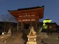 清水寺の山門・神門