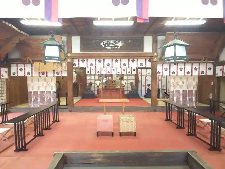 宇多須神社の本殿・本堂
