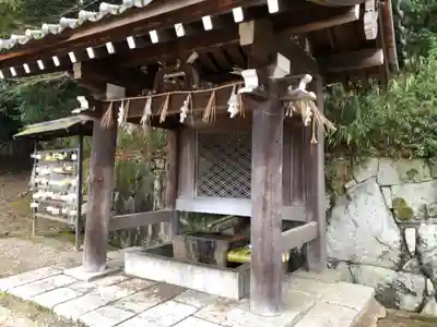 岡田國神社の手水舎