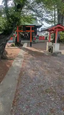 稲荷神社の{uncategorized: "未分類", other: "その他", undefined: "問題あり", building: "その他建物", grave: "お墓", sacred_gate: "鳥居", guardian: "狛犬", statue: "像", buddha: "仏像", history: "歴史", nature: "自然", garden: "庭園", animal: "動物", pagoda: "塔", temizu: "手水舎", mountain_gate: "山門・神門", sanctuary: "本殿・本堂", subordinate: "末社・摂社", art: "芸術", scenery: "景色", jizo: "地蔵", ema: "絵馬", goshuin: "御朱印", omikuji: "おみくじ", items: "授与品その他", amulet: "お守り", goshuincho: "御朱印帳", eats: "食事", festival: "お祭り", votive_dance: "神楽", shichigosan: "七五三参", wedding: "結婚式", experience: "体験その他", initially: "初詣", around: "周辺", anti_infection: "感染症対策"}