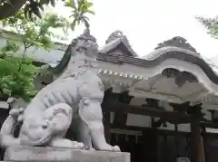 鳥越神社の狛犬