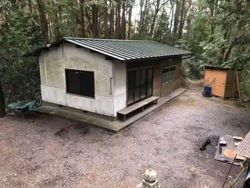 比都佐神社の建物その他