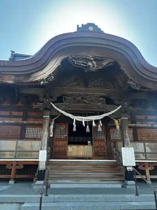 沼垂白山神社の{uncategorized: "未分類", other: "その他", undefined: "問題あり", building: "その他建物", grave: "お墓", sacred_gate: "鳥居", guardian: "狛犬", statue: "像", buddha: "仏像", history: "歴史", nature: "自然", garden: "庭園", animal: "動物", pagoda: "塔", temizu: "手水舎", mountain_gate: "山門・神門", sanctuary: "本殿・本堂", subordinate: "末社・摂社", art: "芸術", scenery: "景色", jizo: "地蔵", ema: "絵馬", goshuin: "御朱印", omikuji: "おみくじ", items: "授与品その他", amulet: "お守り", goshuincho: "御朱印帳", eats: "食事", festival: "お祭り", votive_dance: "神楽", shichigosan: "七五三参", wedding: "結婚式", experience: "体験その他", initially: "初詣", around: "周辺", anti_infection: "感染症対策"}