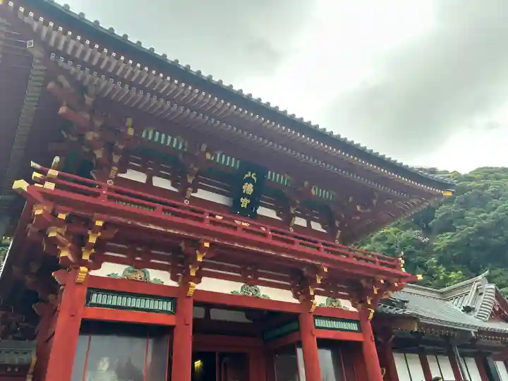 鶴岡八幡宮の本殿・本堂