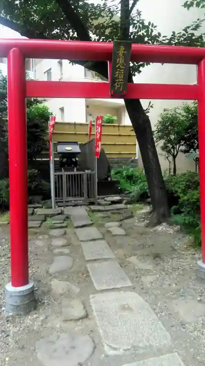 妻戀神社の末社・摂社