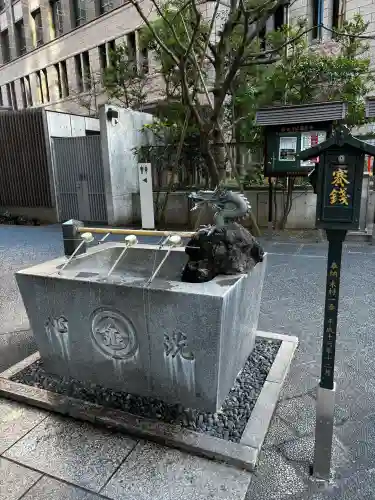 虎ノ門金刀比羅宮の{uncategorized: "未分類", other: "その他", undefined: "問題あり", building: "その他建物", grave: "お墓", sacred_gate: "鳥居", guardian: "狛犬", statue: "像", buddha: "仏像", history: "歴史", nature: "自然", garden: "庭園", animal: "動物", pagoda: "塔", temizu: "手水舎", mountain_gate: "山門・神門", sanctuary: "本殿・本堂", subordinate: "末社・摂社", art: "芸術", scenery: "景色", jizo: "地蔵", ema: "絵馬", goshuin: "御朱印", omikuji: "おみくじ", items: "授与品その他", amulet: "お守り", goshuincho: "御朱印帳", eats: "食事", festival: "お祭り", votive_dance: "神楽", shichigosan: "七五三参", wedding: "結婚式", experience: "体験その他", initially: "初詣", around: "周辺", anti_infection: "感染症対策"}