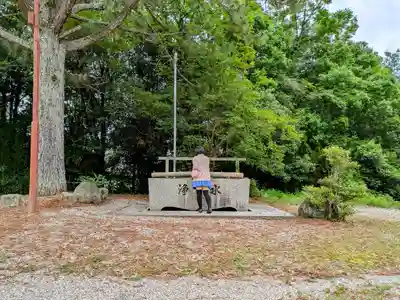 曽野稲荷神社の手水舎
