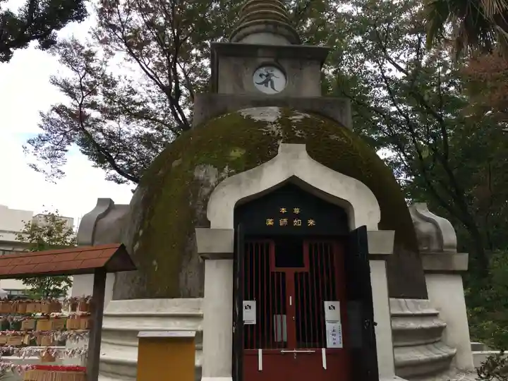 上野大佛の山門・神門