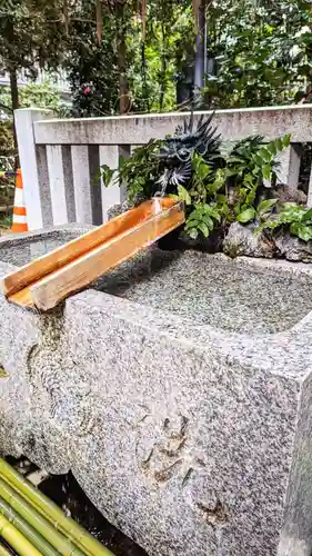 福徳神社（芽吹稲荷）の手水舎