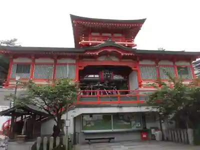 門戸厄神東光寺の山門・神門