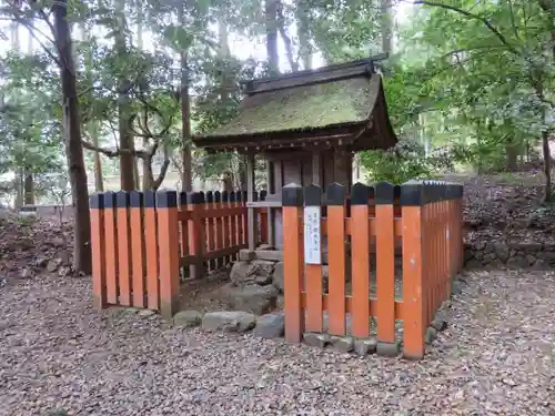 大田神社（賀茂別雷神社境外摂社）の末社・摂社