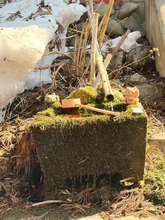 鹿角八坂神社の{uncategorized: "未分類", other: "その他", undefined: "問題あり", building: "その他建物", grave: "お墓", sacred_gate: "鳥居", guardian: "狛犬", statue: "像", buddha: "仏像", history: "歴史", nature: "自然", garden: "庭園", animal: "動物", pagoda: "塔", temizu: "手水舎", mountain_gate: "山門・神門", sanctuary: "本殿・本堂", subordinate: "末社・摂社", art: "芸術", scenery: "景色", jizo: "地蔵", ema: "絵馬", goshuin: "御朱印", omikuji: "おみくじ", items: "授与品その他", amulet: "お守り", goshuincho: "御朱印帳", eats: "食事", festival: "お祭り", votive_dance: "神楽", shichigosan: "七五三参", wedding: "結婚式", experience: "体験その他", initially: "初詣", around: "周辺", anti_infection: "感染症対策"}