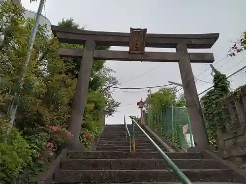 筑土八幡神社の鳥居