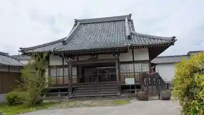 極楽寺の本殿・本堂
