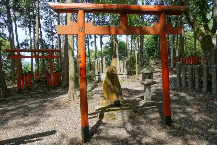 磐栄稲荷宮の末社・摂社