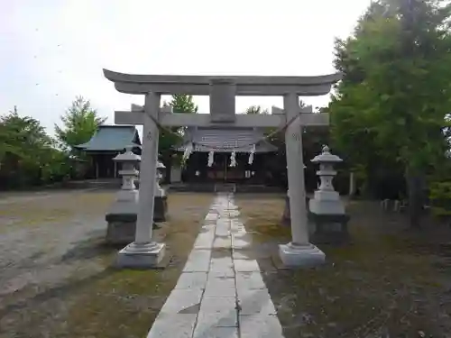 大瀬氷川神社の鳥居