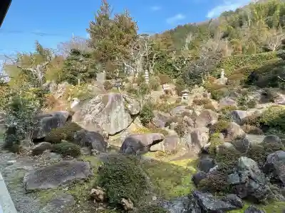 妙感寺の{uncategorized: "未分類", other: "その他", undefined: "問題あり", building: "その他建物", grave: "お墓", sacred_gate: "鳥居", guardian: "狛犬", statue: "像", buddha: "仏像", history: "歴史", nature: "自然", garden: "庭園", animal: "動物", pagoda: "塔", temizu: "手水舎", mountain_gate: "山門・神門", sanctuary: "本殿・本堂", subordinate: "末社・摂社", art: "芸術", scenery: "景色", jizo: "地蔵", ema: "絵馬", goshuin: "御朱印", omikuji: "おみくじ", items: "授与品その他", amulet: "お守り", goshuincho: "御朱印帳", eats: "食事", festival: "お祭り", votive_dance: "神楽", shichigosan: "七五三参", wedding: "結婚式", experience: "体験その他", initially: "初詣", around: "周辺", anti_infection: "感染症対策"}