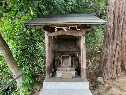 添御縣坐神社の末社・摂社