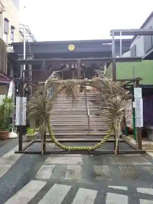 菊名神社の本殿・本堂
