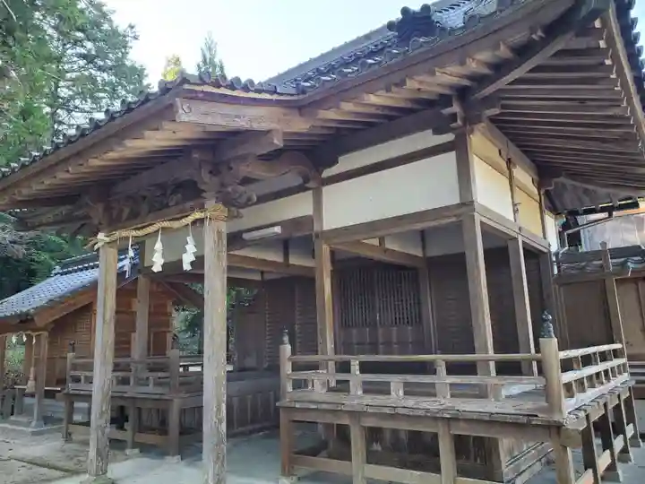 山田感神社の本殿・本堂