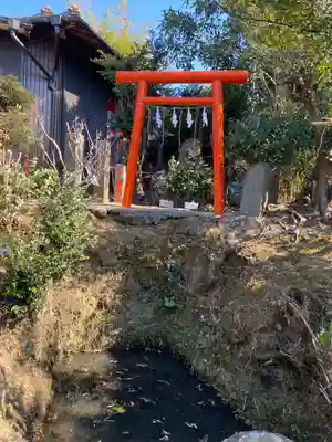 横浜御嶽神社の末社・摂社