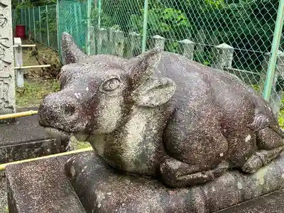 大鳥美波比神社（大鳥大社境内摂社）の狛犬