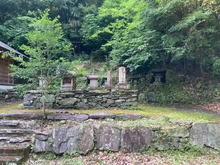 雨返八幡神社(徳島県)