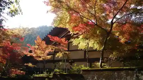 吟松寺の建物その他