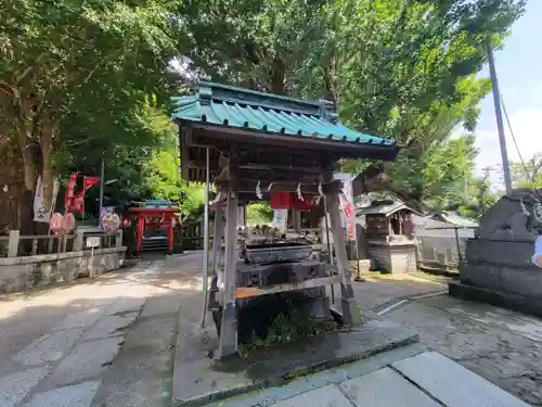 海南神社の手水舎